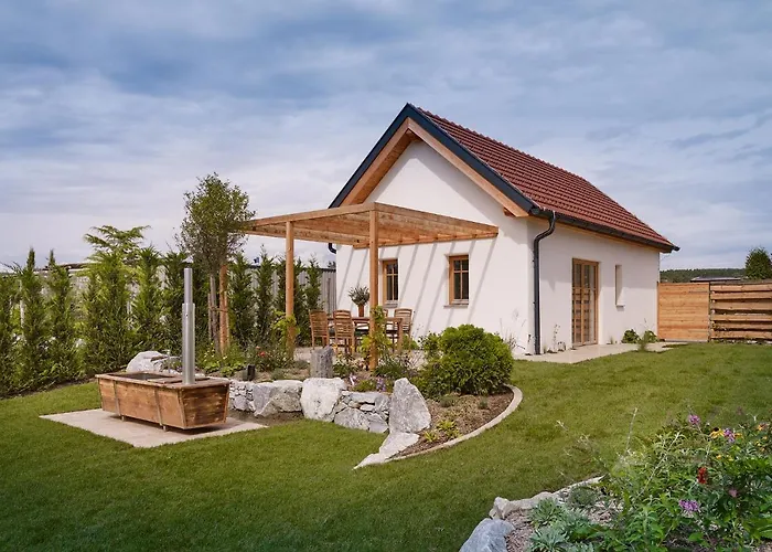 Kittenberger Am Gartensee Chalet Schiltern bei Langenlois